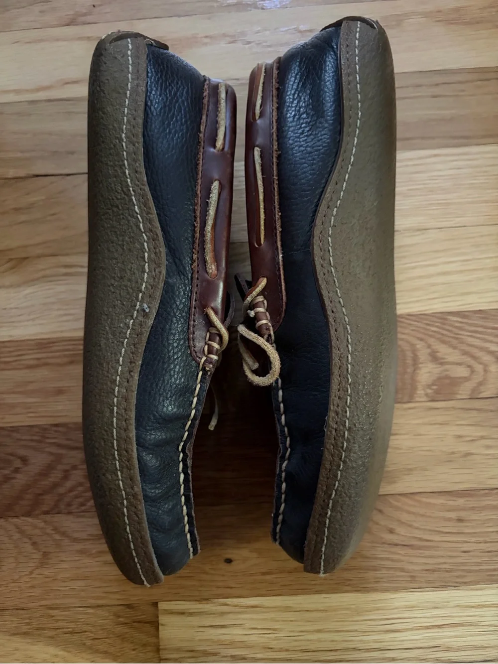LL Bean Men's Leather Moccasin Loafers in Dark Brown